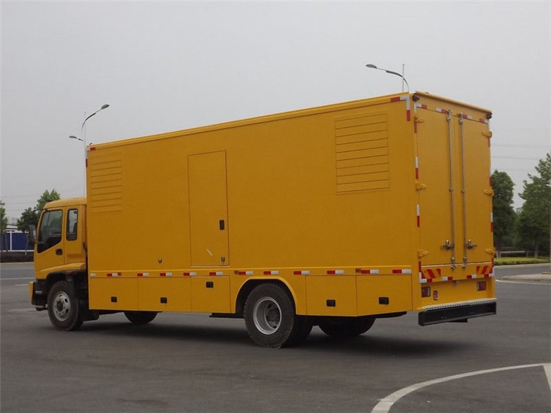 方城租赁发电机-柴油发电机组机房烟管的布置与安装