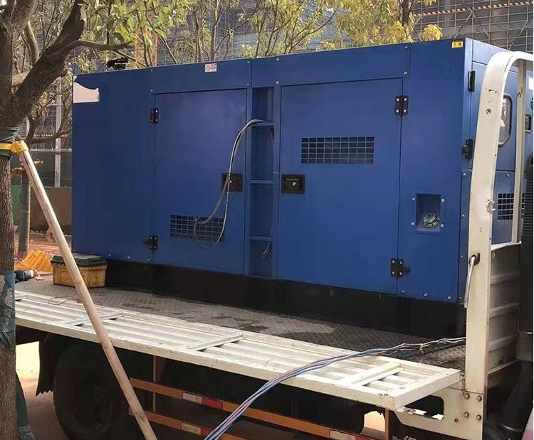 方城柴油发电机组空气滤清器多久更换一次?