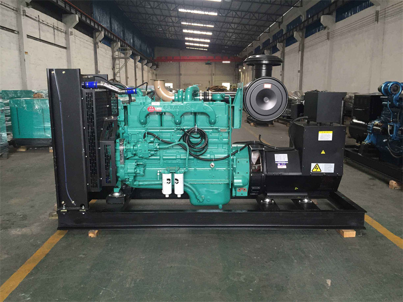 方城发电机出租租赁如何保证柴油发电机组的正常运行?