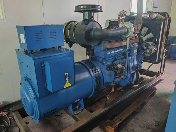 方城100kW柴油发电机组使用多级机油有哪些优缺点？
