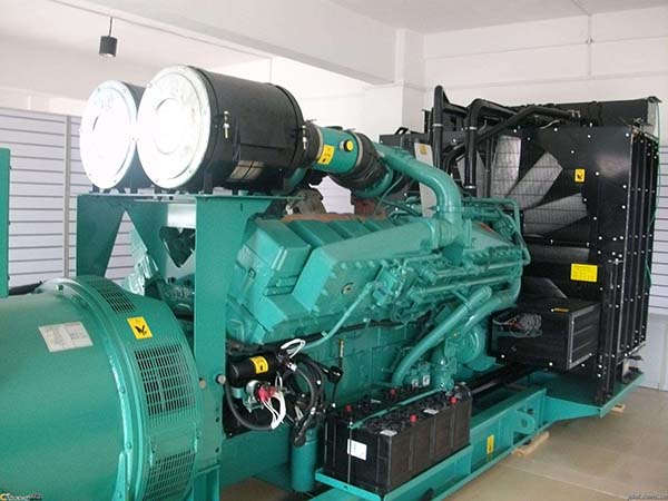 方城汽油发电机组冬季启动前需要做哪些准备工作?